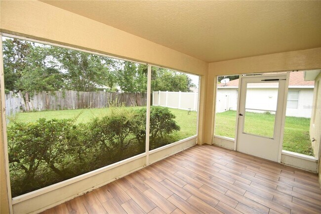 Building Photo - 7 Ryarbor Dr