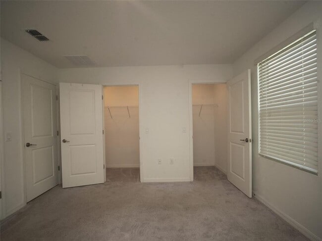 Building Photo - 3208 Skyline Lp