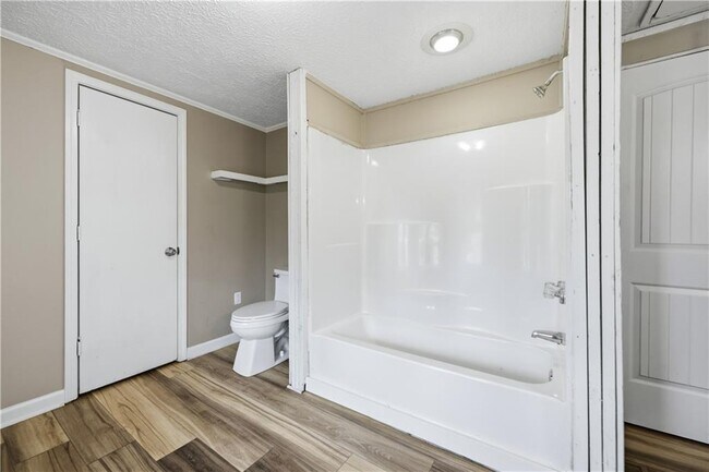 Building Photo - 2656 Jackson Trail Rd