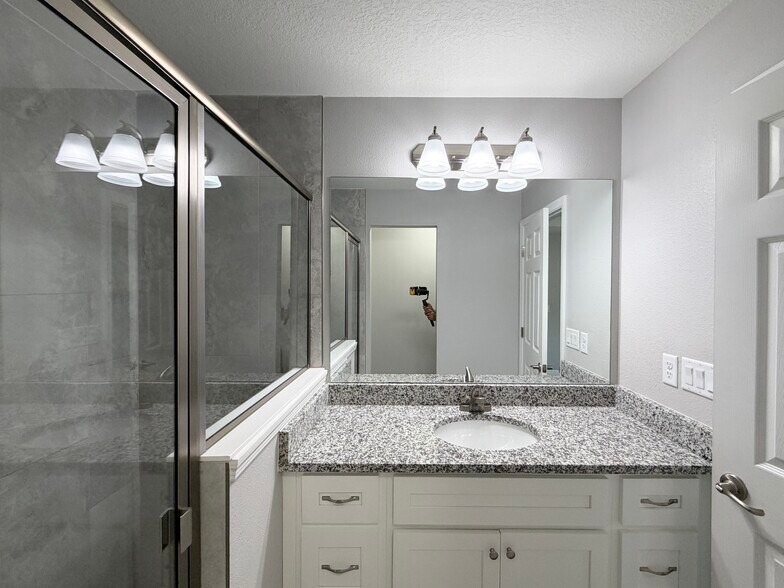 Building Photo - 2330 W Juan Vega Ln