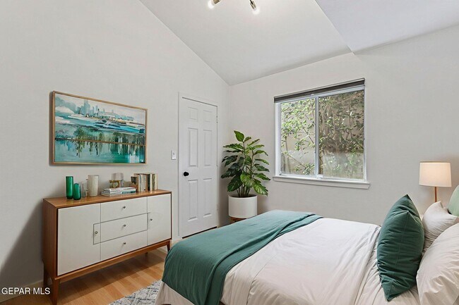 Building Photo - 3936 Tierra Arena Dr