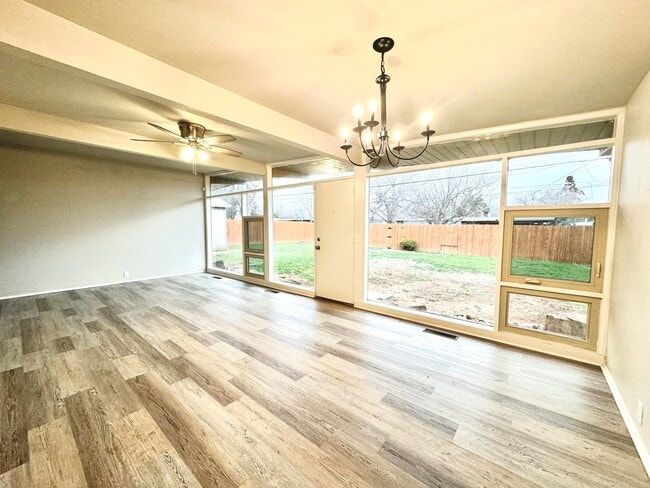 Building Photo - 2514 47th St