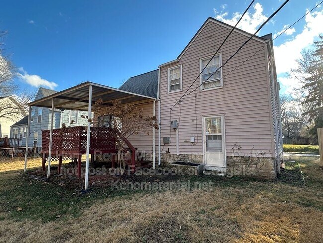 Building Photo - 4418 Sunrise Dr