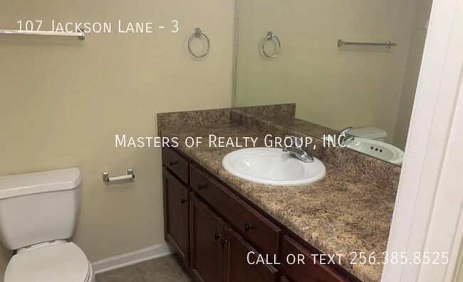 Building Photo - 107 Jackson Ln