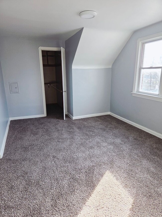 Building Photo - 5131 Philip Ave