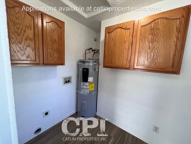 Building Photo - 1016 16th Ave