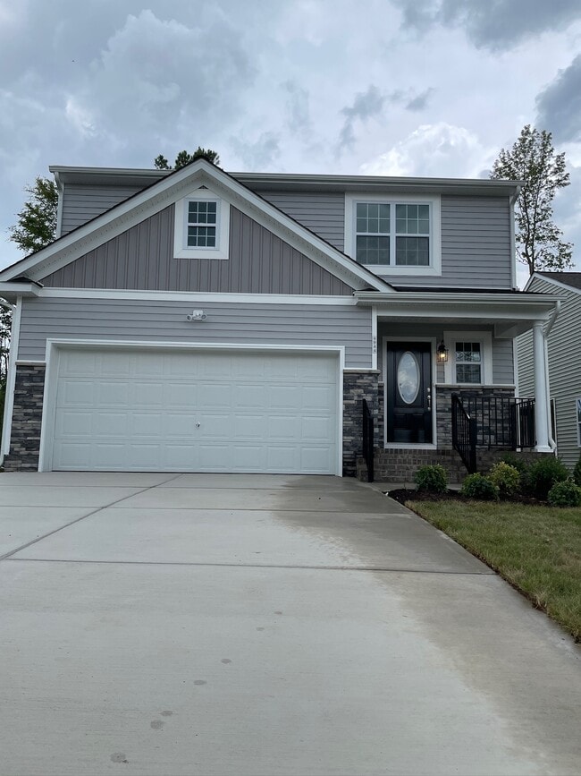 Primary Photo - 4944 Bailey Woods Ln