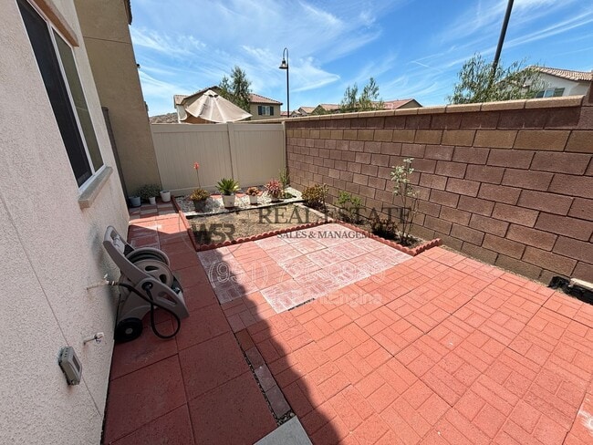 Building Photo - 12843 Greenstone Way