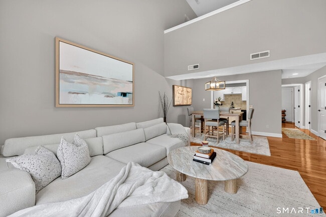 Building Photo - 3200 Madison Ave