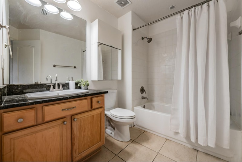 Building Photo - 8434 Sandy Beach St