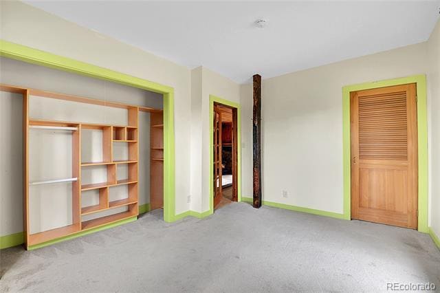 Building Photo - 190 Circle Dr