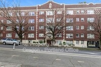 Building Photo - 20 NW 16th Ave