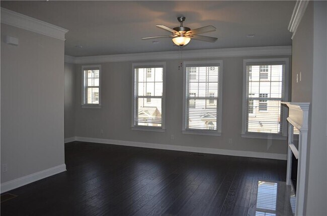 Building Photo - 4232 Perimeter Park E