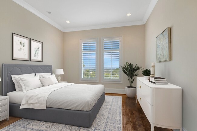 Building Photo - 5014 Mountview Pl