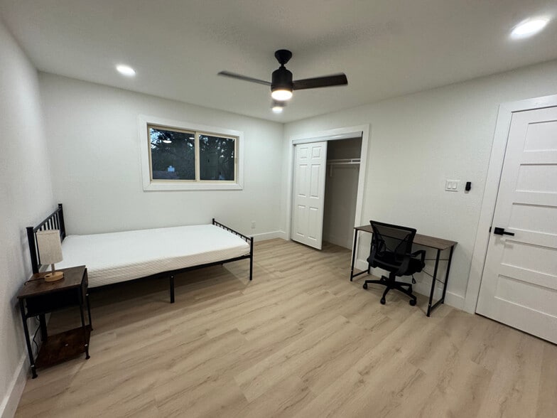 Building Photo - 4209 Everest Ln