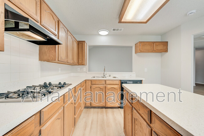 Building Photo - 1443 Chapman Dr