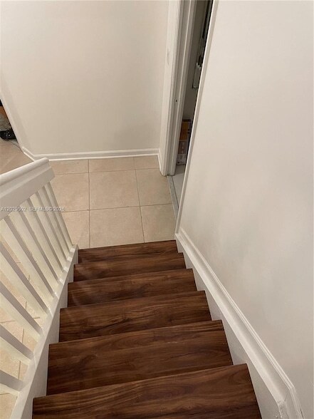 Building Photo - 7980 S Southwood Cir
