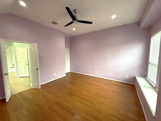 Building Photo - 8218 Terrace Brook Dr