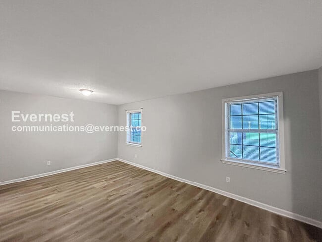 Building Photo - 3500 Panbrook Cove