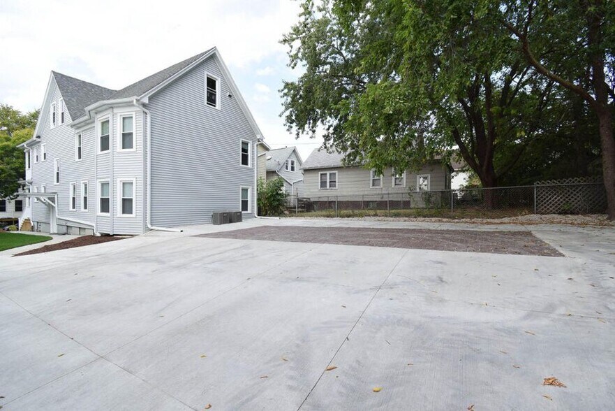 Building Photo - 1744 Arlington N Pl