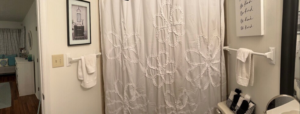 Building Photo - 7701 Flannagan Ct