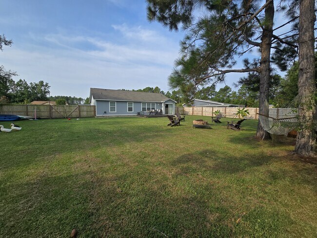 Building Photo - 130 Dellwood Pl