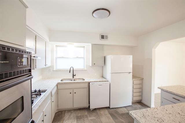 Building Photo - 3503 Loganwood Dr