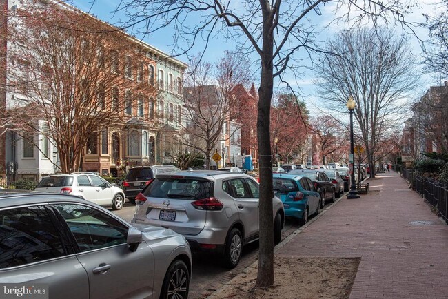 Building Photo - 416 M St NW