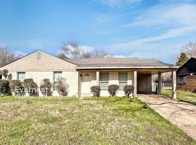 Primary Photo - 2880 Normandy Dr
