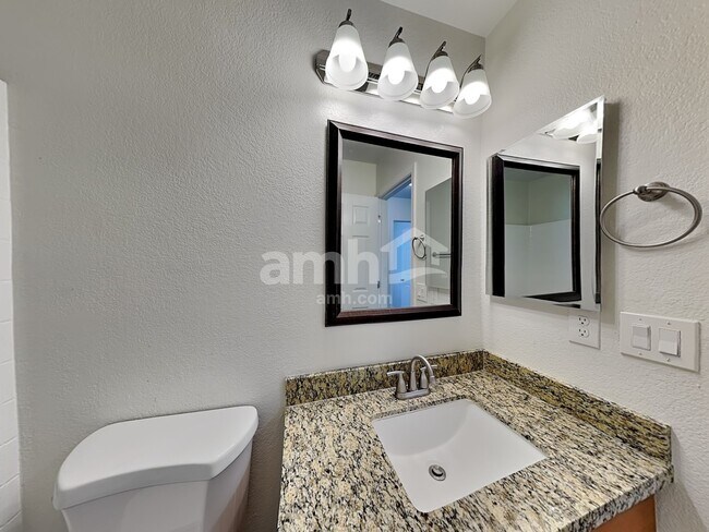 Building Photo - 40600 N Jay Ln