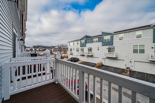 Building Photo - 4138 Irving Rd