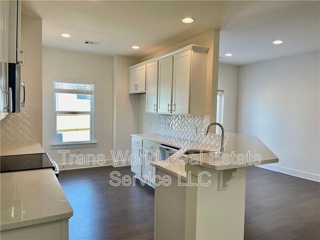 Building Photo - 159 Auburn Run Ln