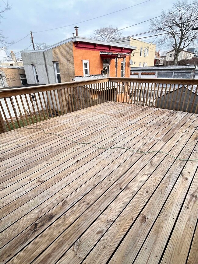 Building Photo - 1302 67th St