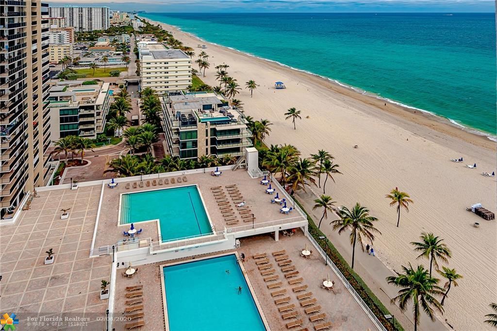 Building Photo - 2101 S Ocean Dr