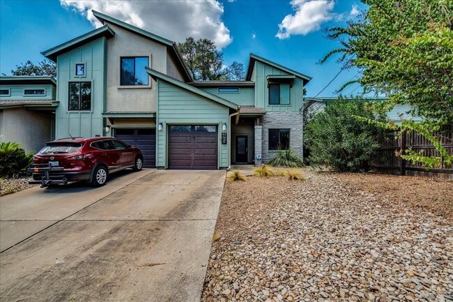 Building Photo - 4006 Valley View Rd