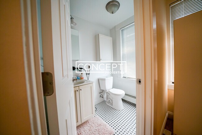 Building Photo - 219 Commonwealth Ave