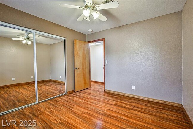 Building Photo - 6315 N Park St