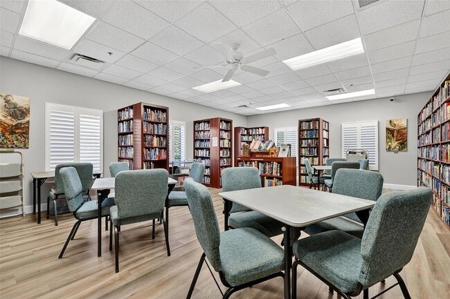 Building Photo - 21300 Royal St Georges Ln