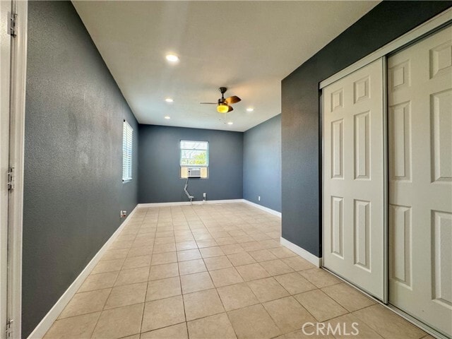 Building Photo - 1211 N Siesta St