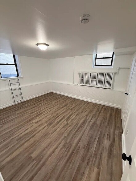 Building Photo - 214 Glenwood Ave