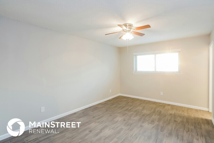 Building Photo - 1427 Caladium Dr