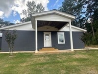 Building Photo - 2111 US-82