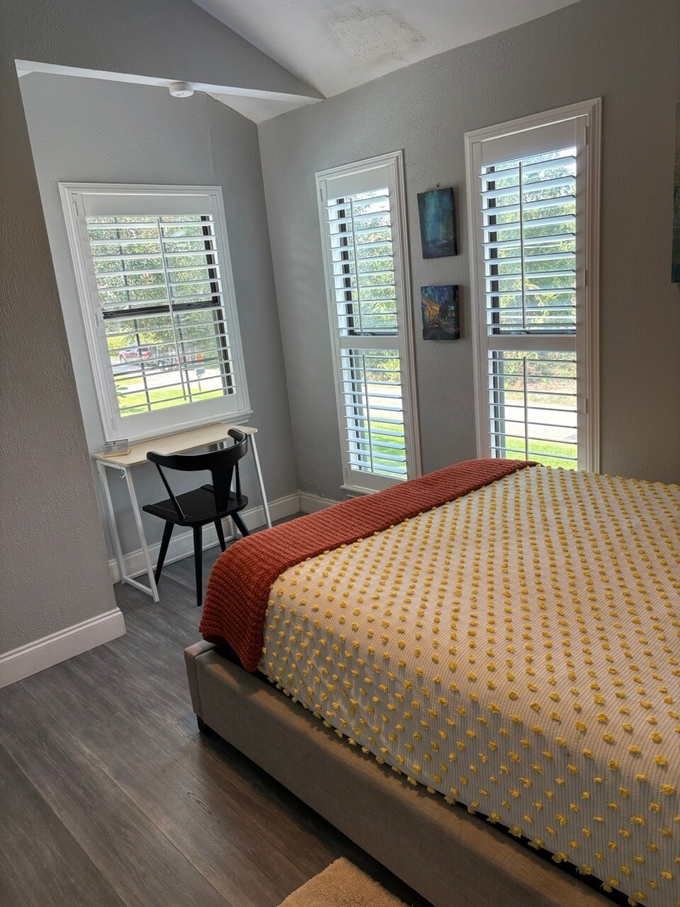 Building Photo - 204 Yaupon Dr