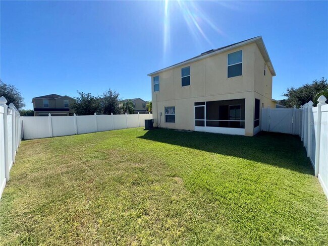 Building Photo - 2120 Song Sparrow Ct