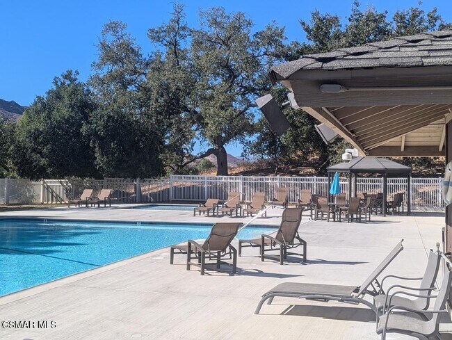 Building Photo - 28713 Conejo View Dr