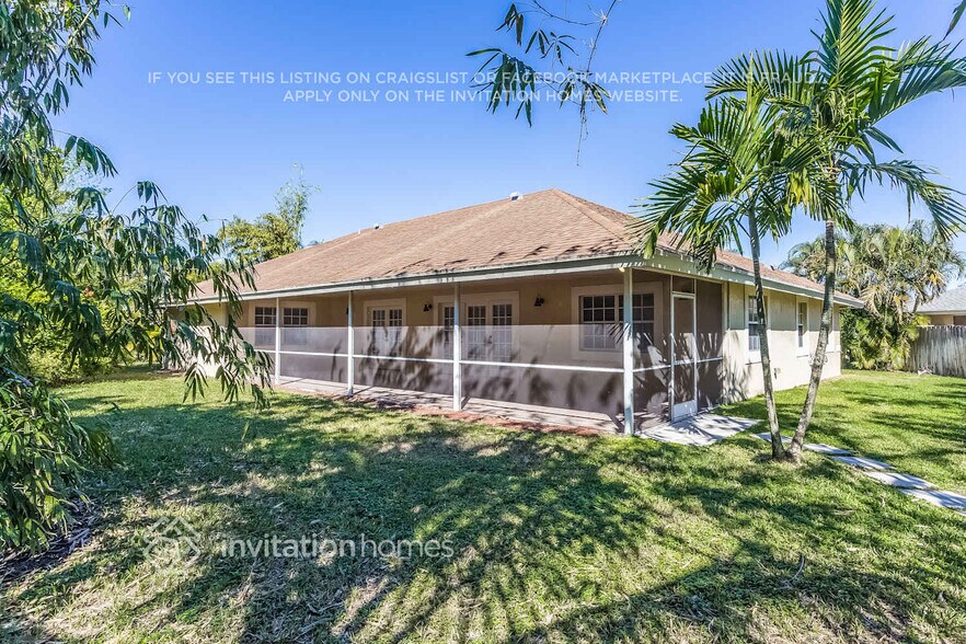 Building Photo - 13740 Cromer Ct