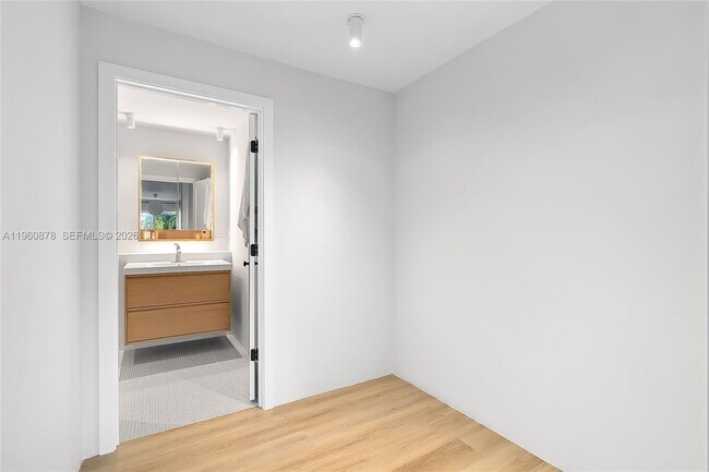 Building Photo - 1840 Jefferson Ave