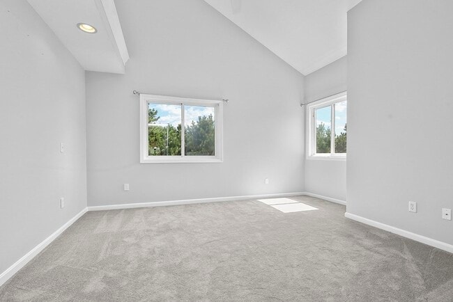 Building Photo - 1303 Old Bridge Ln