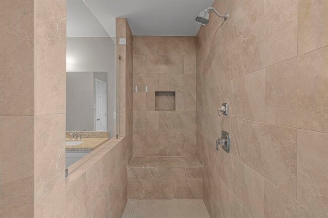 Building Photo - 1506 Sombras Dr