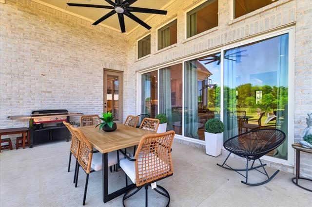 Building Photo - 3320 Crescent Ln